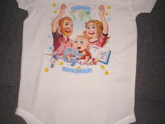 família familia family pare padre papa dad father mare madre mama mother fill hijo son gat gato cat macross robotech Valkyrie body bebé nadó Infant bodysuit